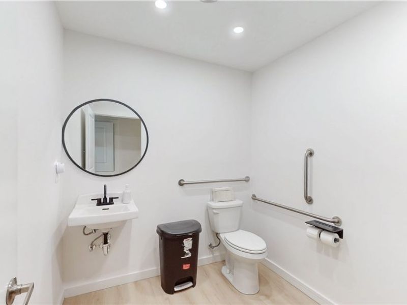 2111 Center Street, Cleveland, OH 44113 Photo 12