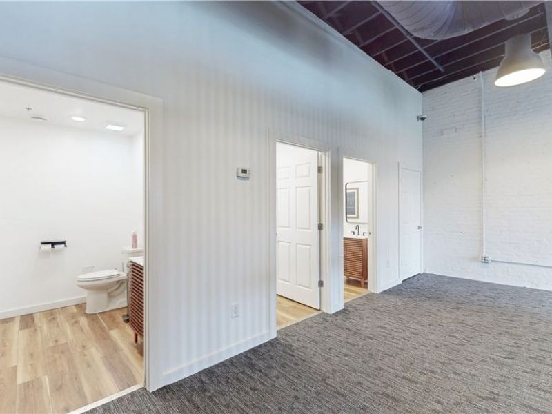 2111 Center Street, Cleveland, OH 44113 Photo 20