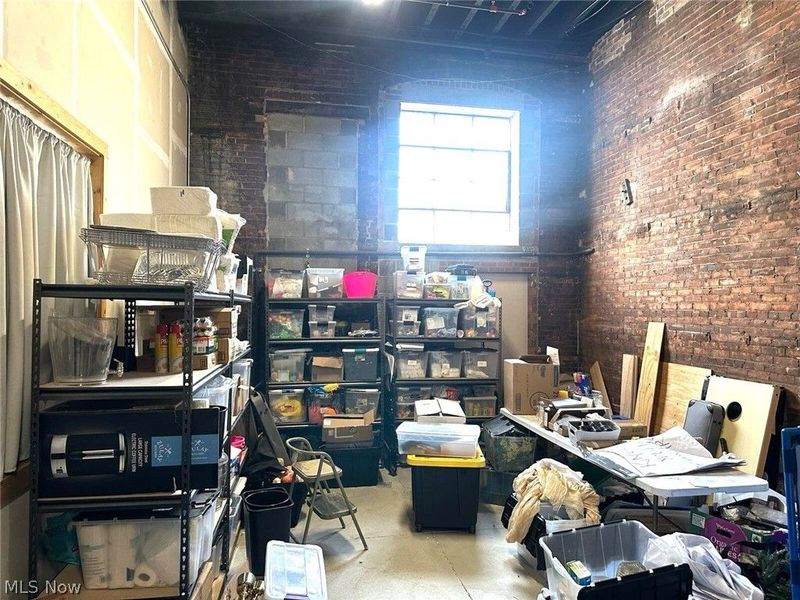 2111 Center Street, Cleveland, OH 44113 Photo 30