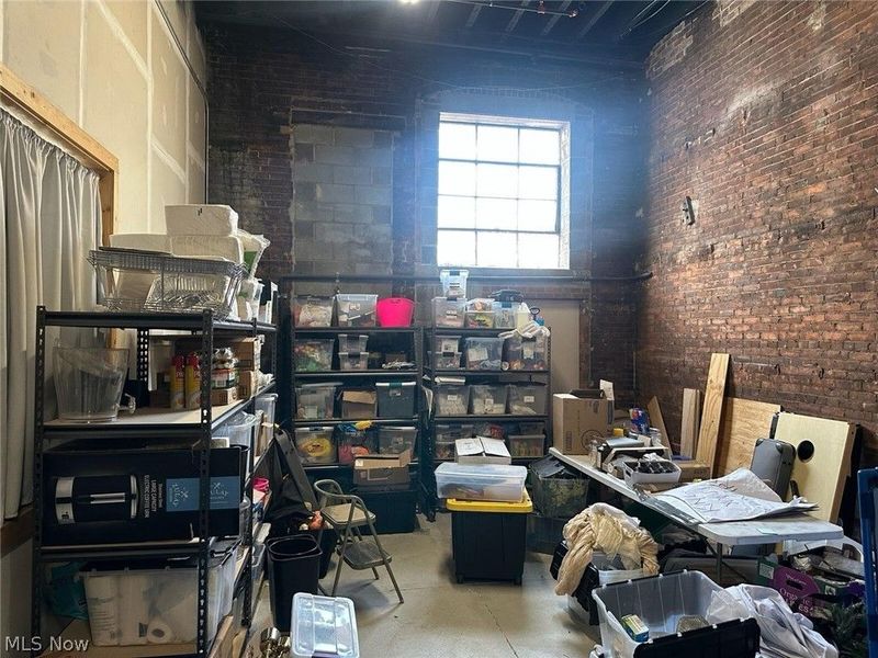 2111 Center Street, Cleveland, OH 44113 Photo 34