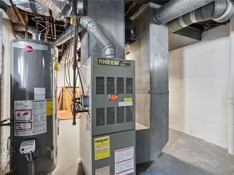 3202 Montclair Avenue, Cleveland, OH 44109 Photo 23