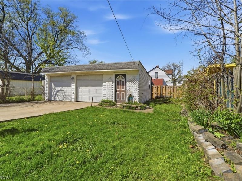 3202 Montclair Avenue, Cleveland, OH 44109 Photo 43