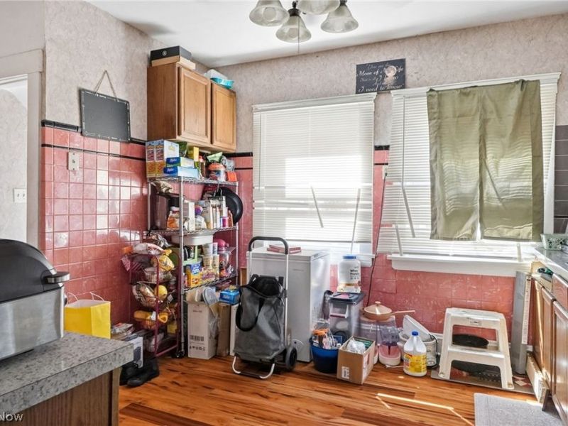 3202 Montclair Avenue, Cleveland, OH 44109 Photo 8