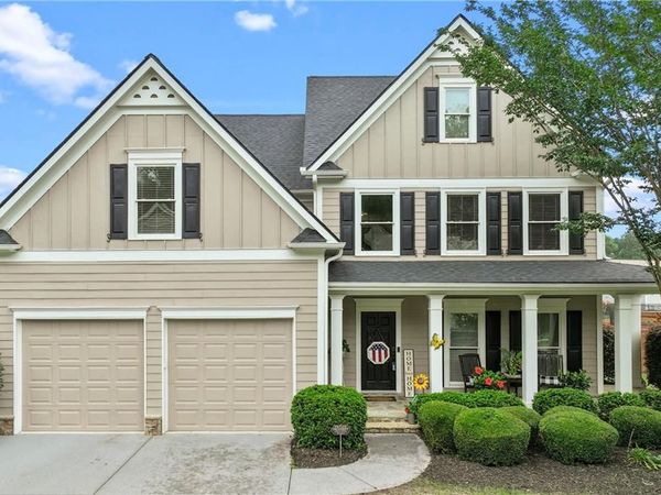 125 Fallen Oak Drive, Dallas, GA 30132
