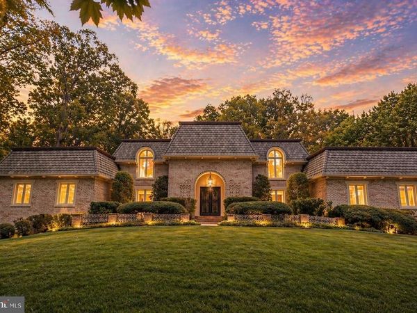 8800 CLEWERWALL DRIVE , BETHESDA, MD 20817