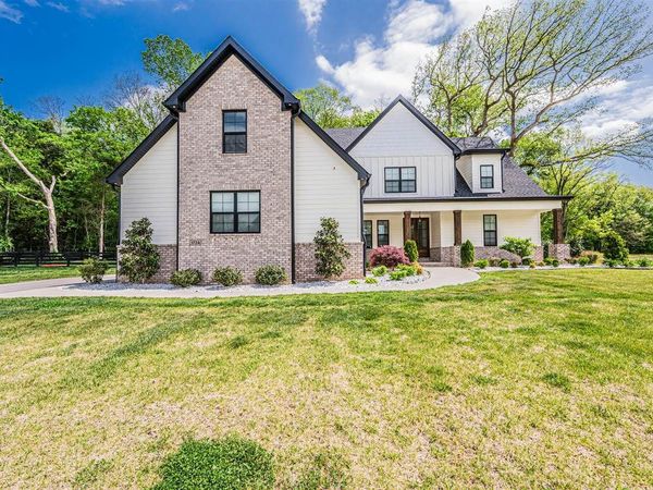 1724 Leyben Court A, Bowling Green, KY 42103