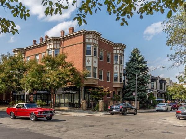 3800 N Wilton Avenue , Unit 3W, Chicago, IL 60613