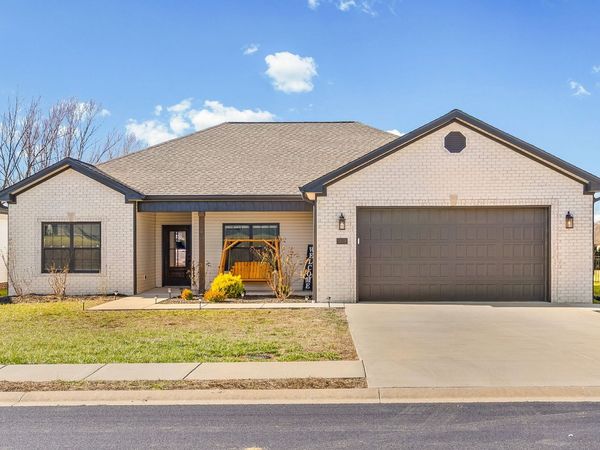 1819 Lexington Ave , Hopkinsville, KY 42240