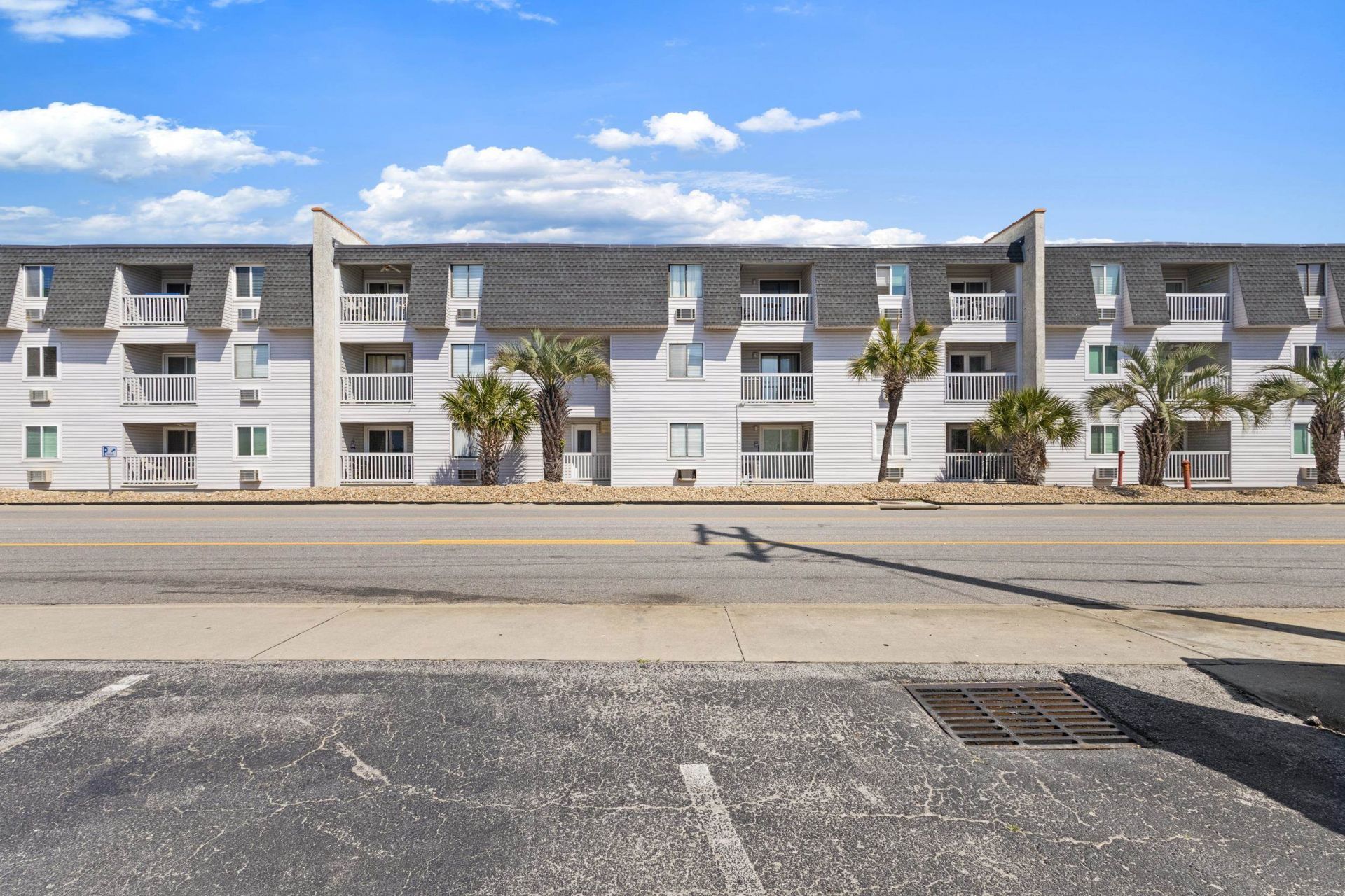 5001 N Ocean Blvd.  Photo 23
