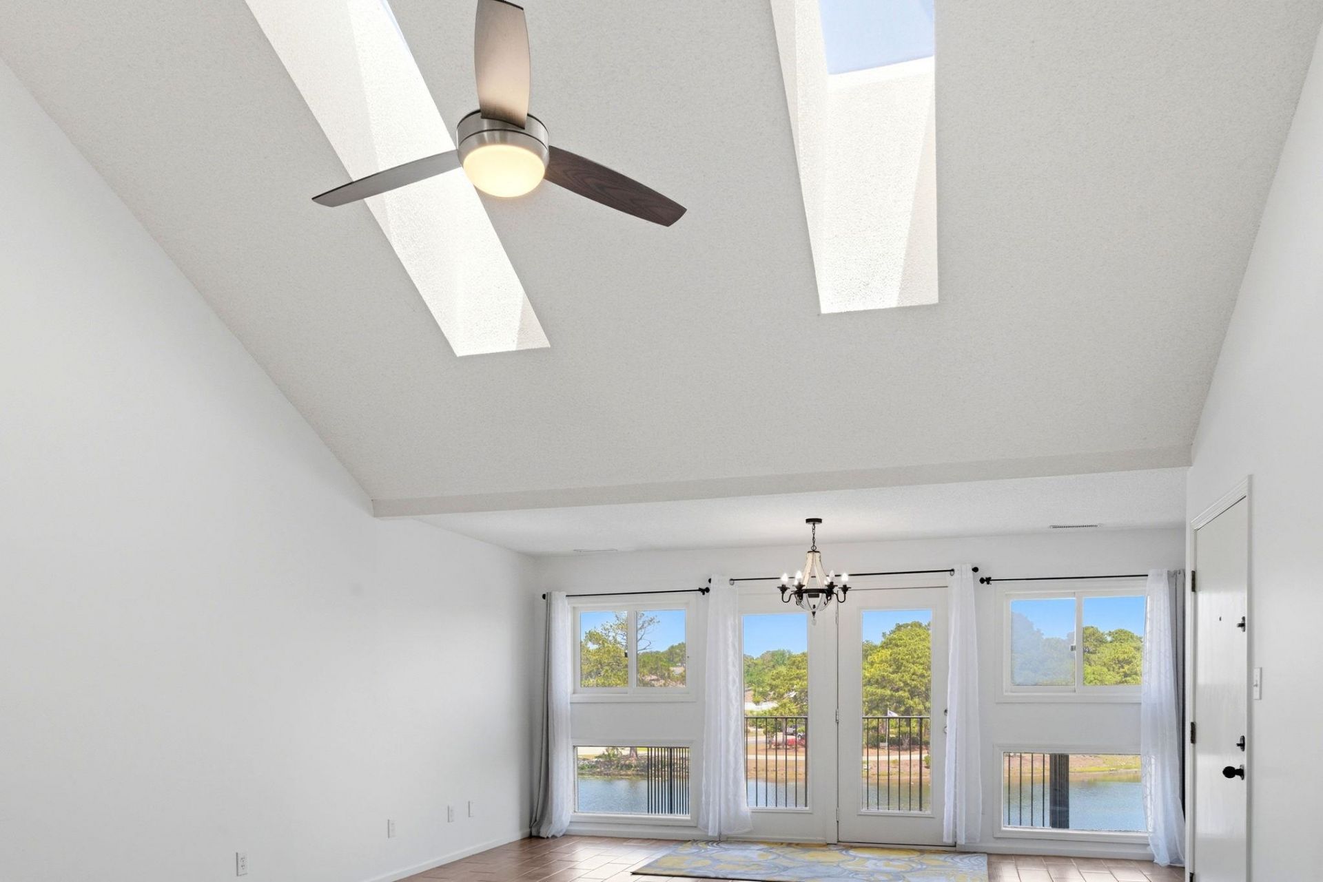 206 Double Eagle Dr. Photo 12