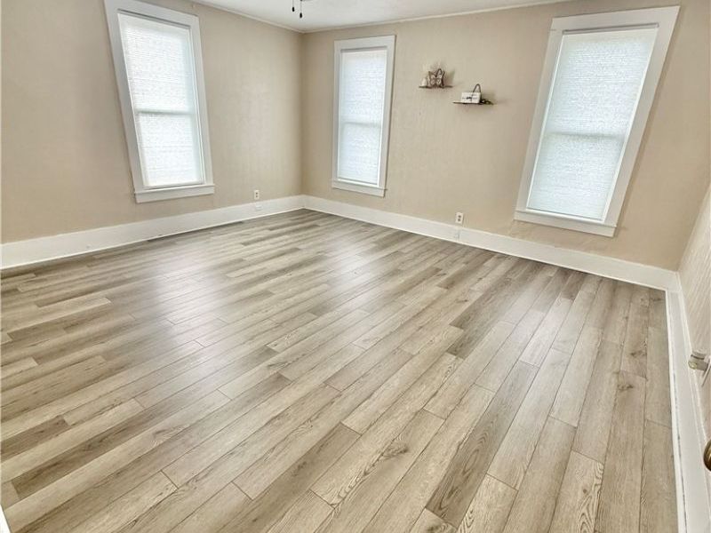 307 Spring Street, Toronto, OH 43964 Photo 10