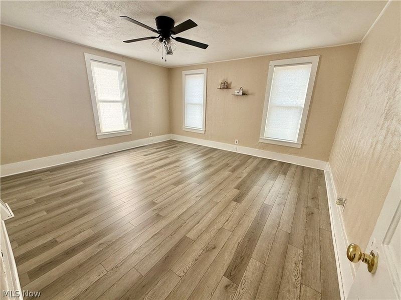 307 Spring Street, Toronto, OH 43964 Photo 11