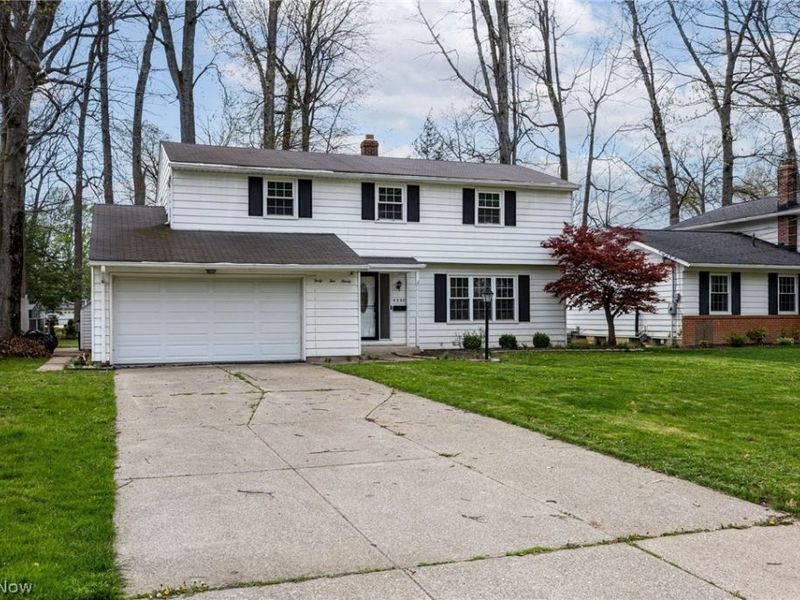 4590 Brendan Lane , North Olmsted, OH 44070 Photo 1