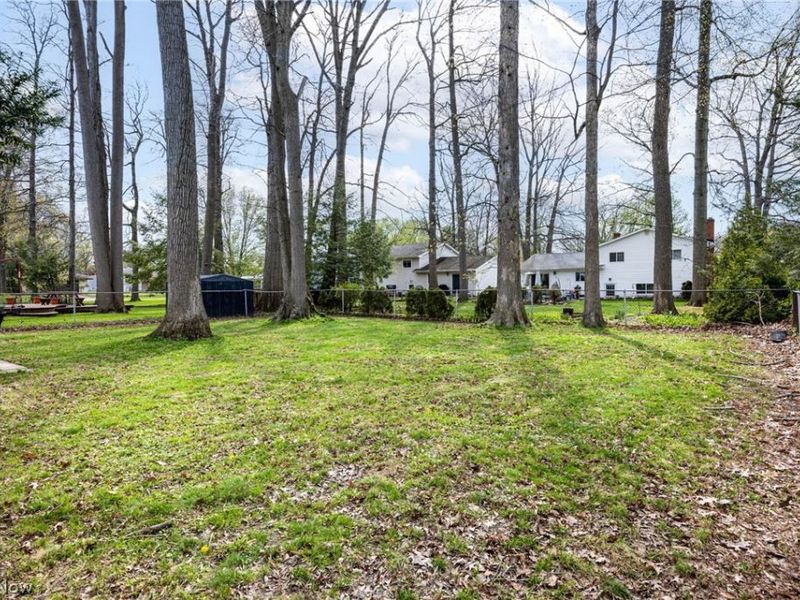 4590 Brendan Lane , North Olmsted, OH 44070 Photo 4