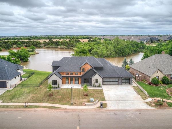 13112 Mackinac Island, Oklahoma City, OK 73142