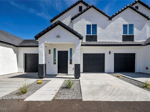 376 Erin Street, Unit 1, Pahrump, NV 89048