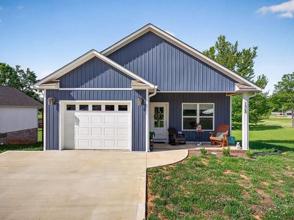 158 Honeysuckle Ln, Sparta, TN 38583