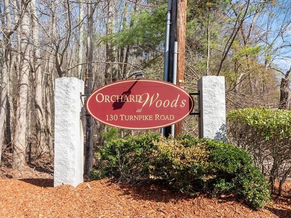 130 Turnpike, Unit 17, Chelmsford, MA 01824