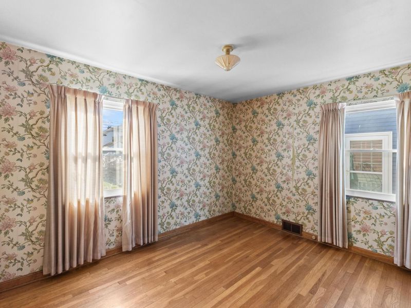 170 S Algonquin Avenue , Columbus, OH 43204 Photo 14