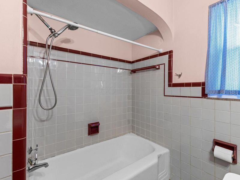 170 S Algonquin Avenue , Columbus, OH 43204 Photo 19