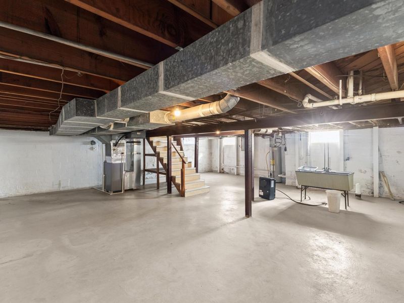 170 S Algonquin Avenue , Columbus, OH 43204 Photo 20