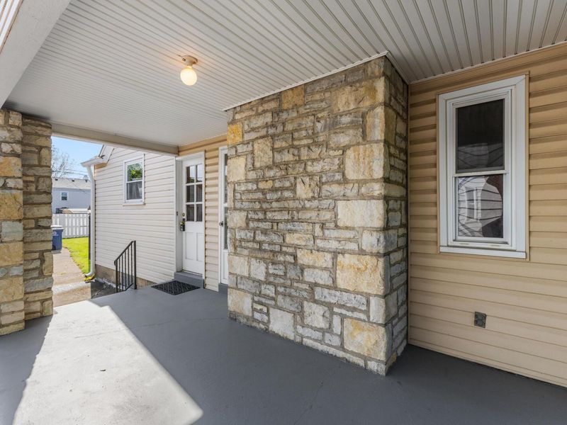 170 S Algonquin Avenue , Columbus, OH 43204 Photo 24