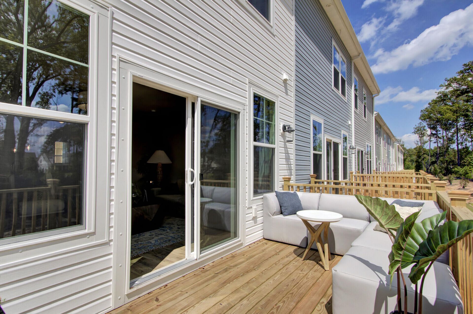 427 Caledon Court Photo 41