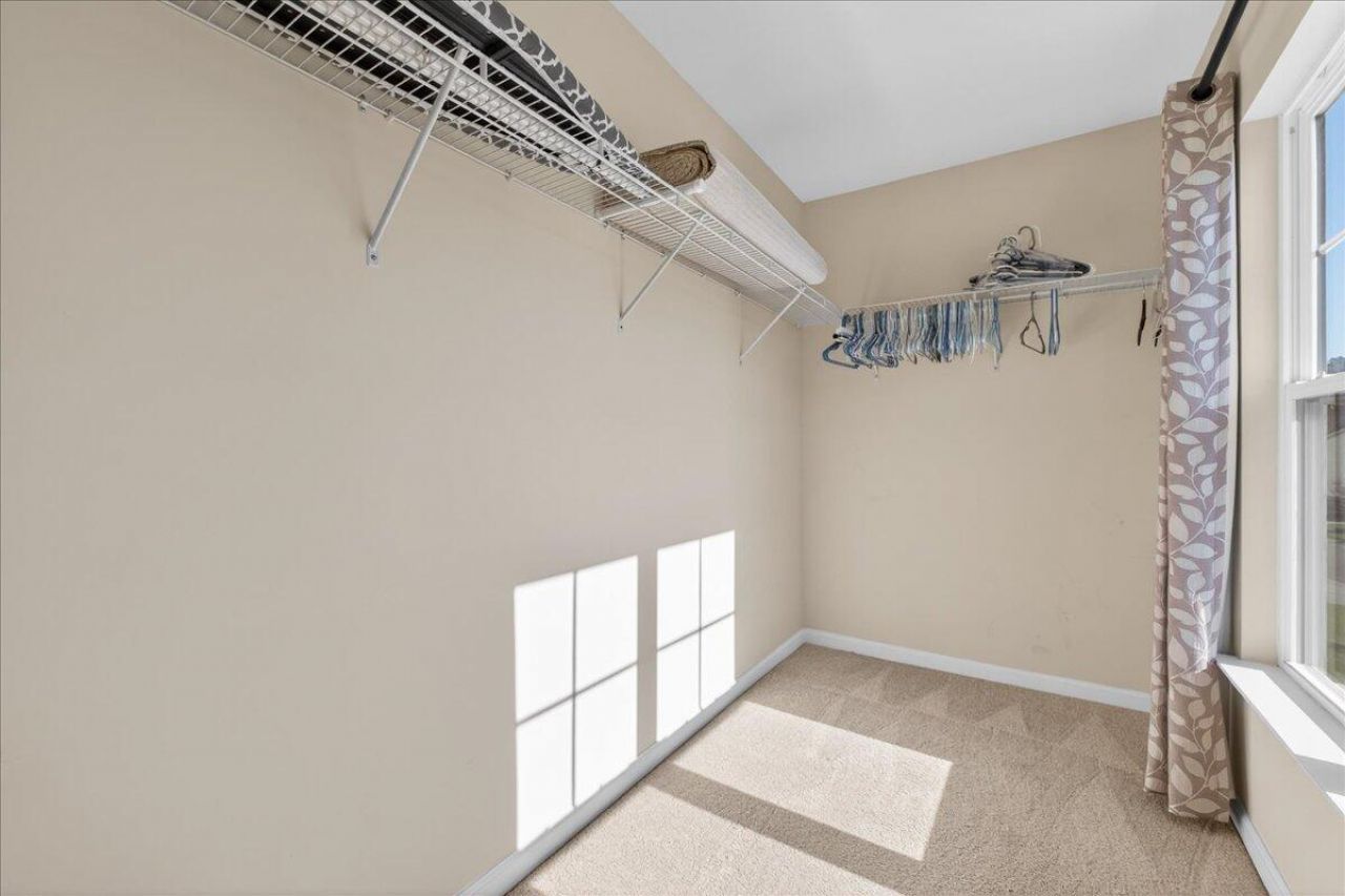 131 Charlesfort Way Photo 30