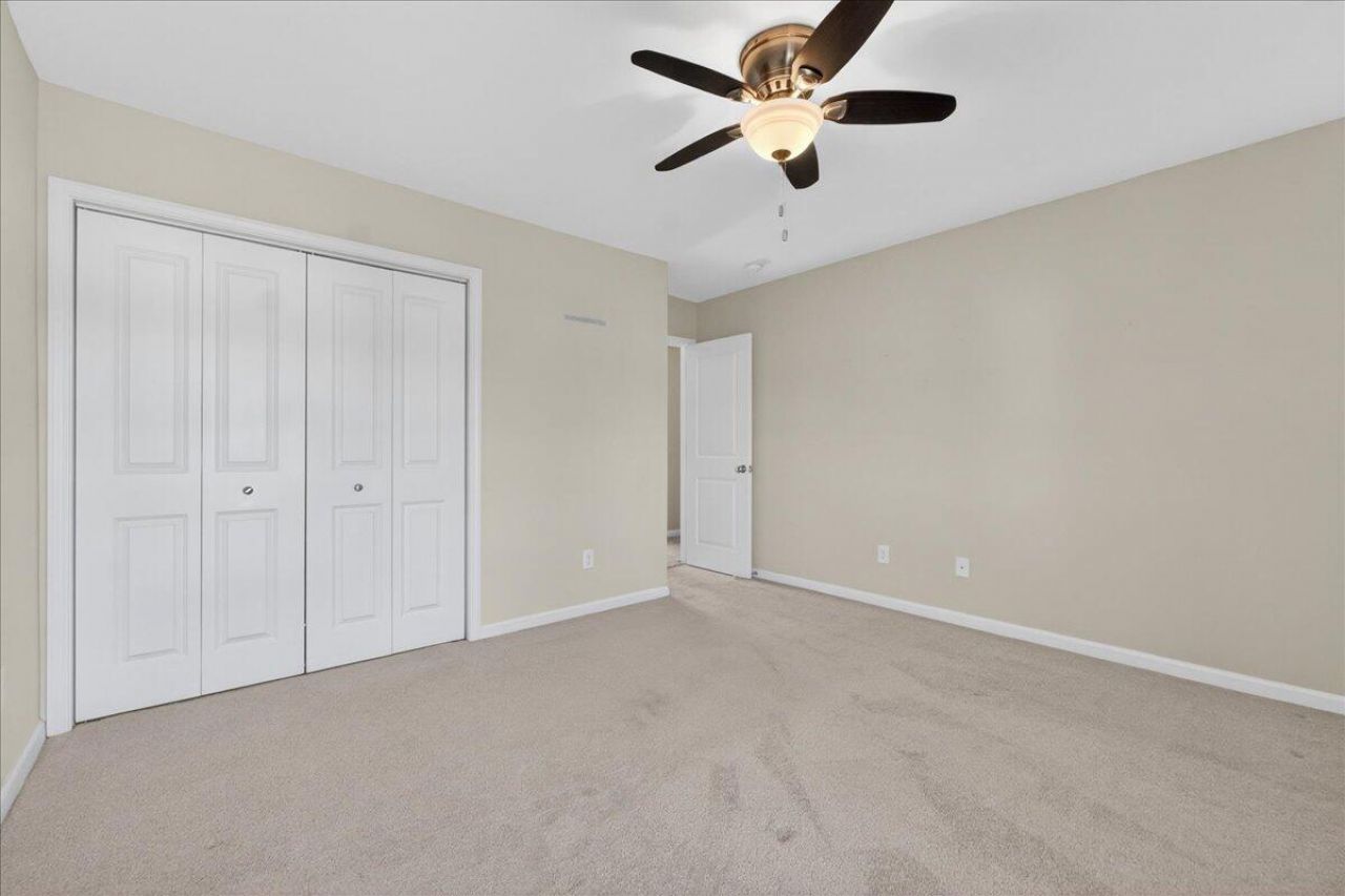 131 Charlesfort Way Photo 33