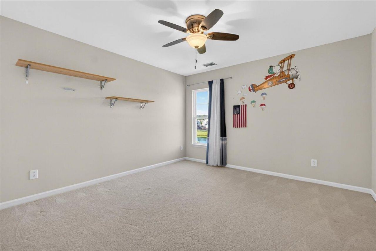 131 Charlesfort Way Photo 34