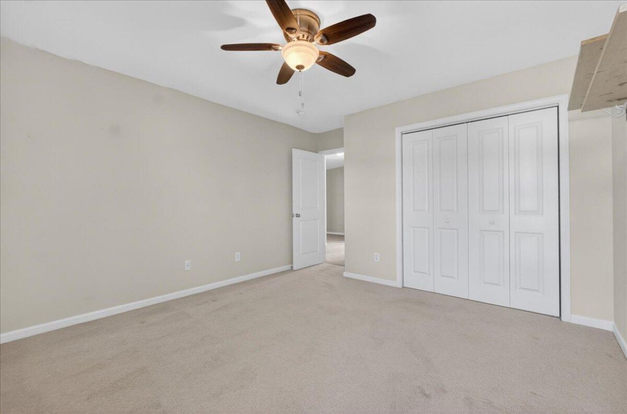 131 Charlesfort Way Photo 35