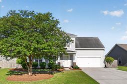 131 Charlesfort Way photo 4