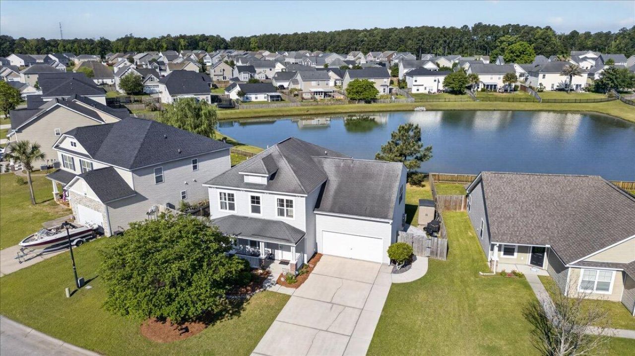 131 Charlesfort Way Photo 43