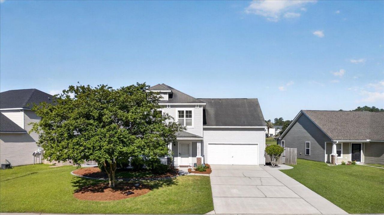 131 Charlesfort Way Photo 45