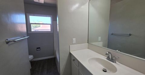 1416 Tully Rd, Modesto, CA 95350 Photo