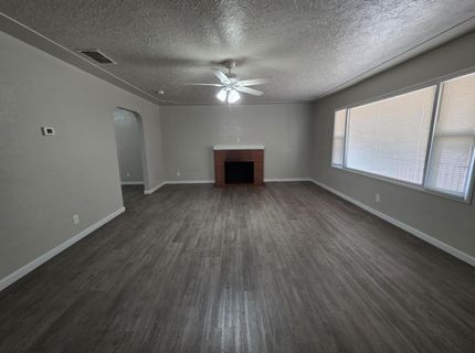 1416 Tully Rd, Modesto, CA 95350 Photo