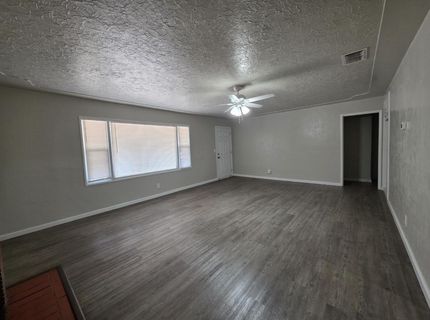 1416 Tully Rd, Modesto, CA 95350 Photo