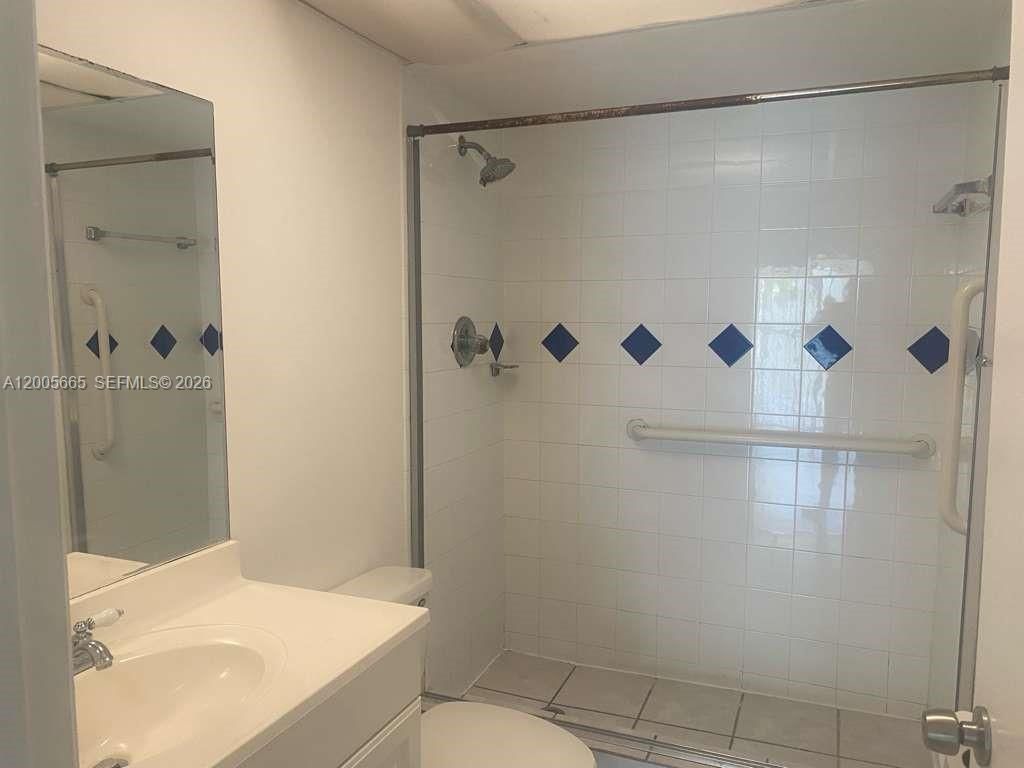 220 Lakeview Dr, Unit 203, Weston, FL 33326 Photo
