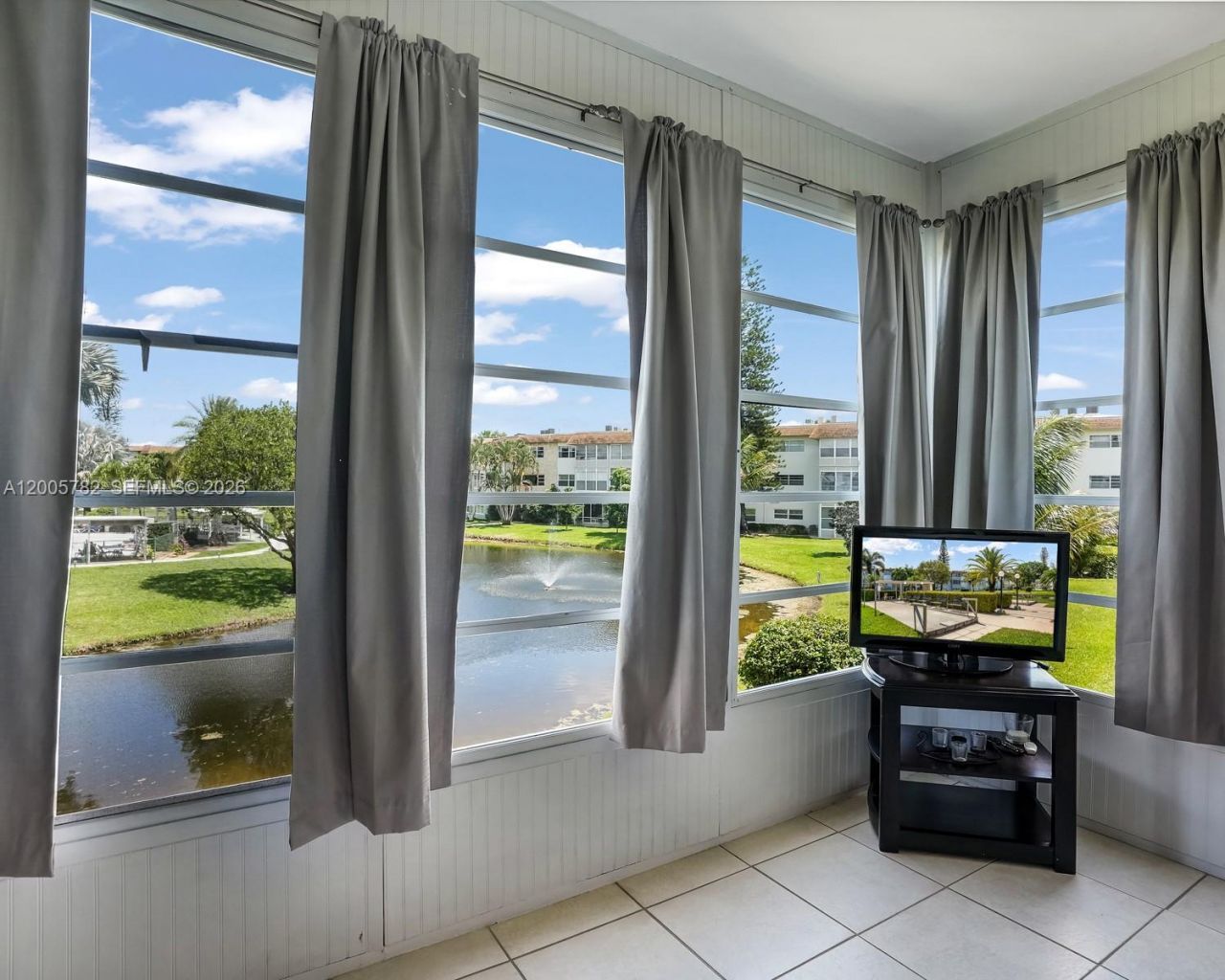 3506 NW 49th Ave , Unit 511, Lauderdale Lakes, FL 33319 Photo