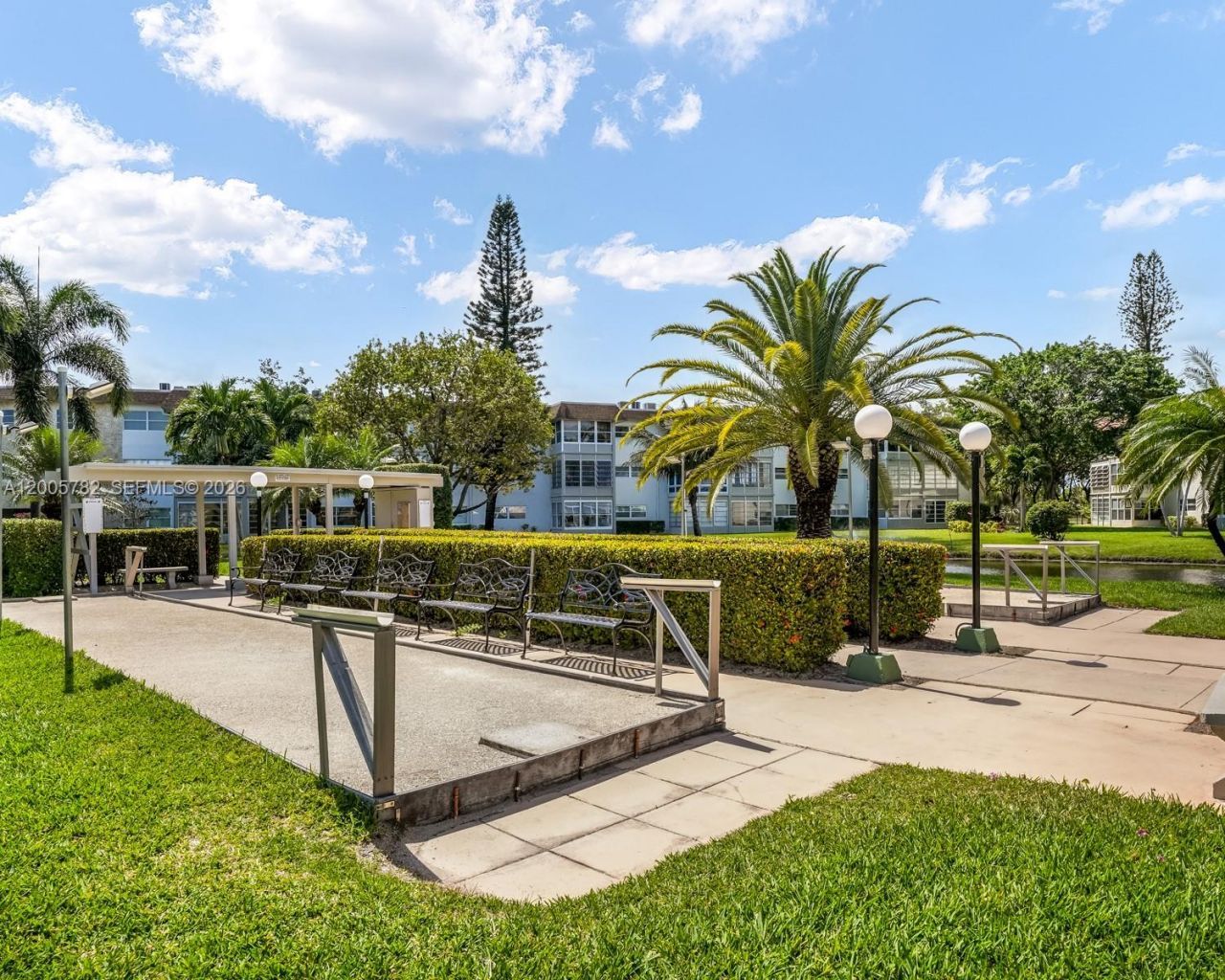 3506 NW 49th Ave , Unit 511, Lauderdale Lakes, FL 33319 Photo