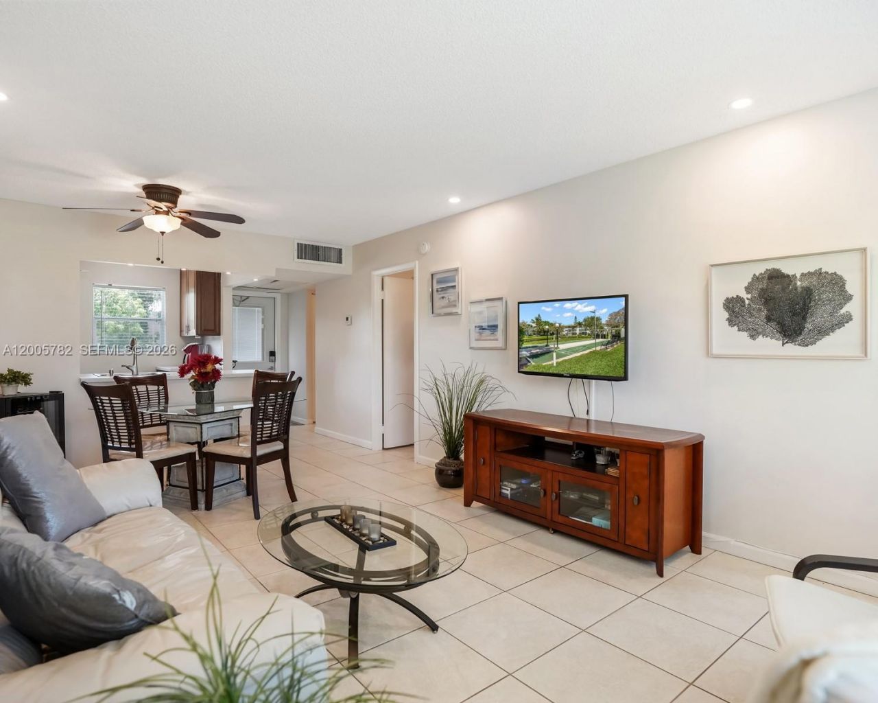 3506 NW 49th Ave , Unit 511, Lauderdale Lakes, FL 33319 Photo