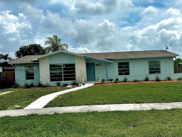 10511 SW 124th Ave , Miami, FL 33186