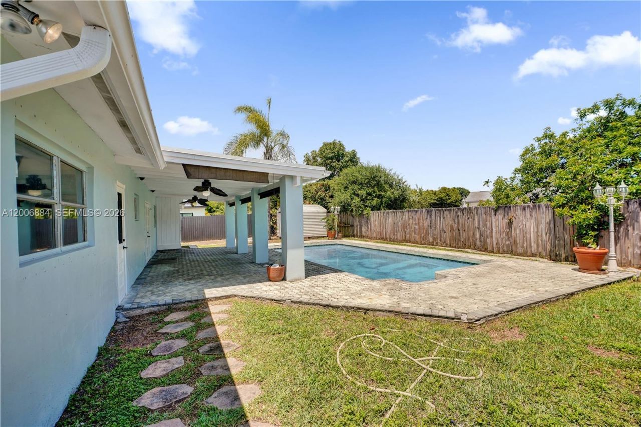 10511 SW 124th Ave, Miami, FL 33186 Photo