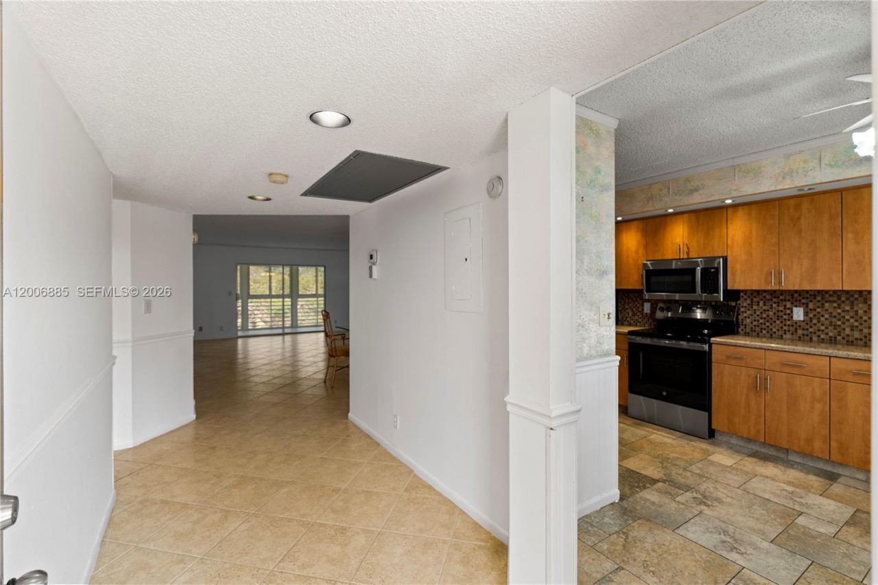 1603 Abaco Dr, Unit K4, Coconut Creek, FL 33066 Photo