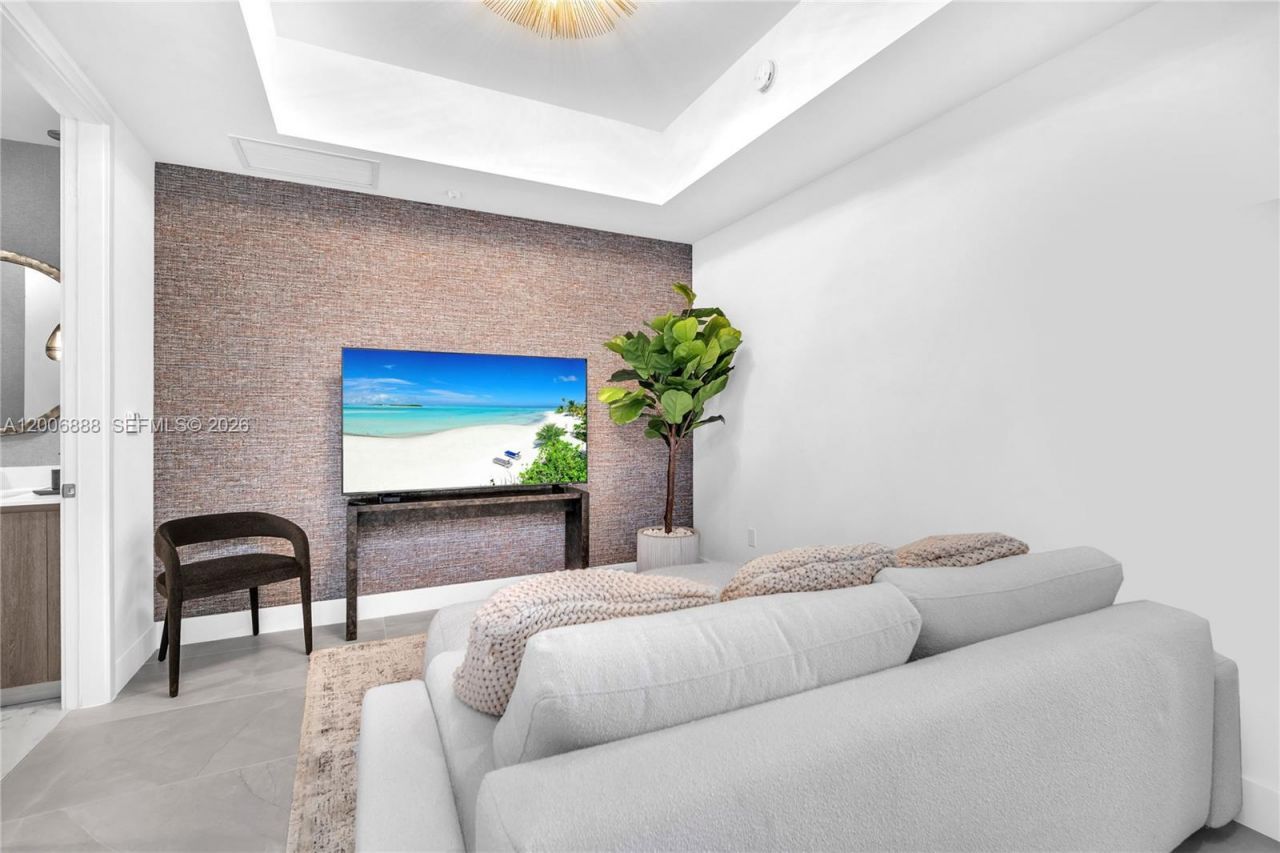 17550 Collins Ave, Unit 1002, Sunny Isles Beach, FL 33160 Photo