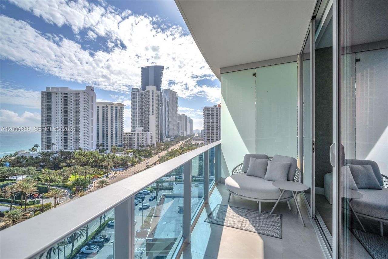 17550 Collins Ave, Unit 1002, Sunny Isles Beach, FL 33160 Photo