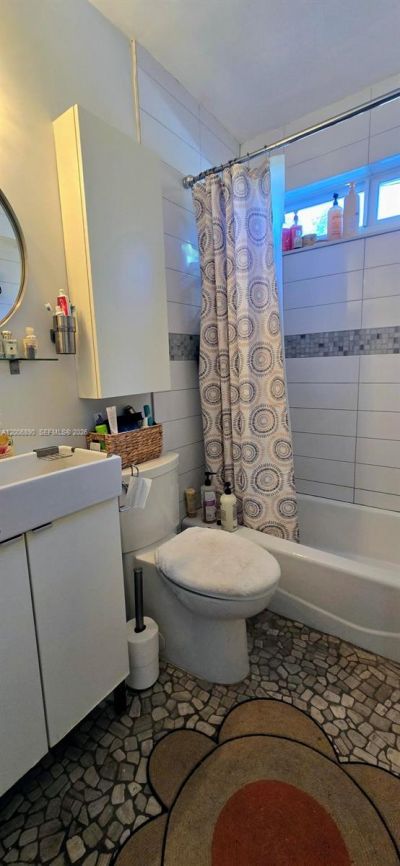 1135 NE 133rd St, North Miami, FL 33161 Photo