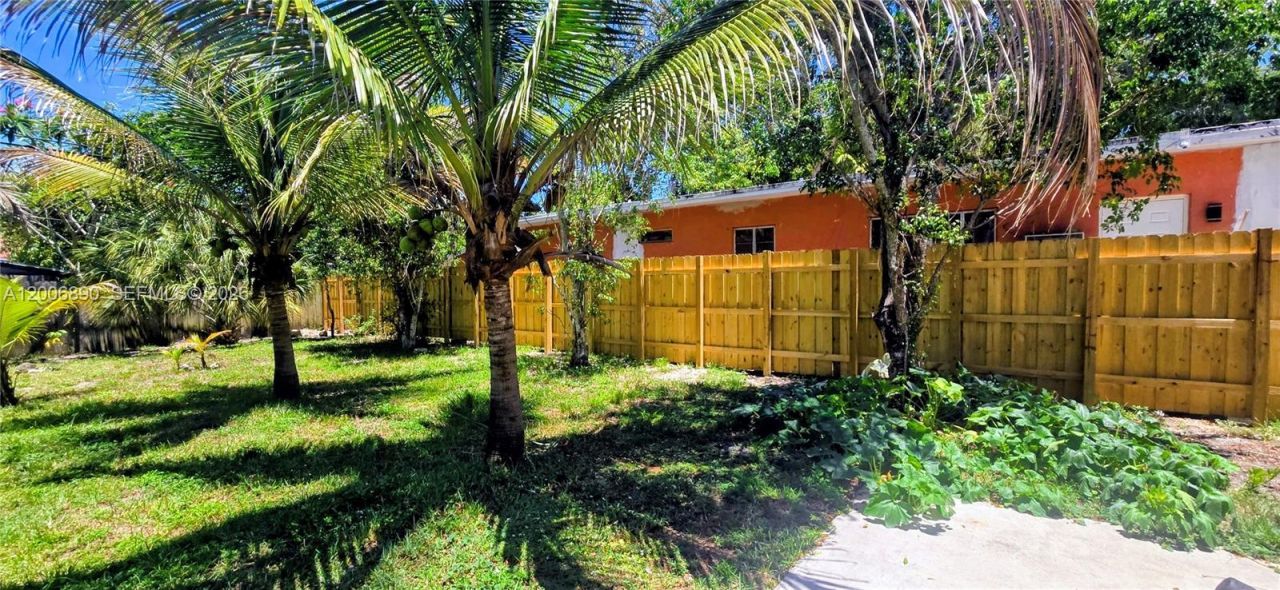 1135 NE 133rd St, North Miami, FL 33161 Photo