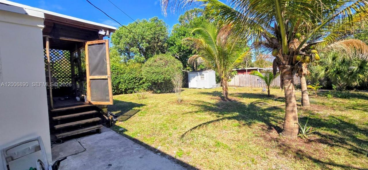 1135 NE 133rd St, North Miami, FL 33161 Photo