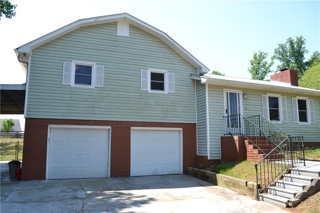 105 Trickum Hills Drive, Woodstock, GA 30188 Main Photo